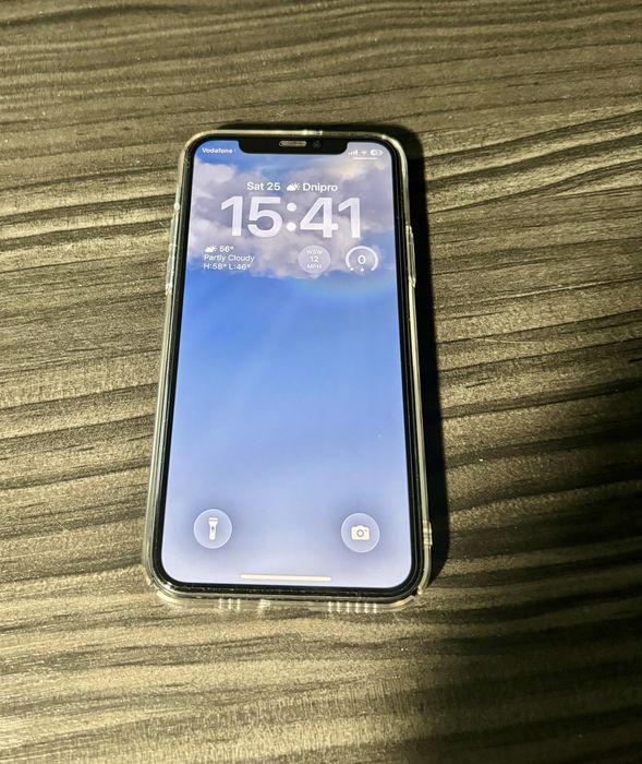 Продам iPhone 11 Pro в ідеальному стані б/в