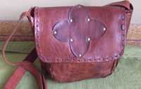 Mala castanha pequena PELE VERDADEIRA/ Small brown bag in REAL LEATHER