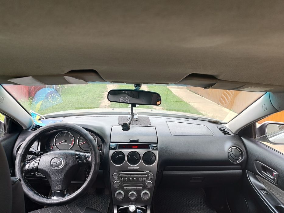 Продається mazda 6