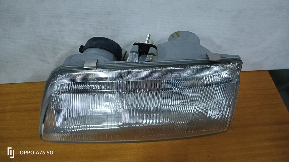Farol Honda Civic ótica esquerda 1988