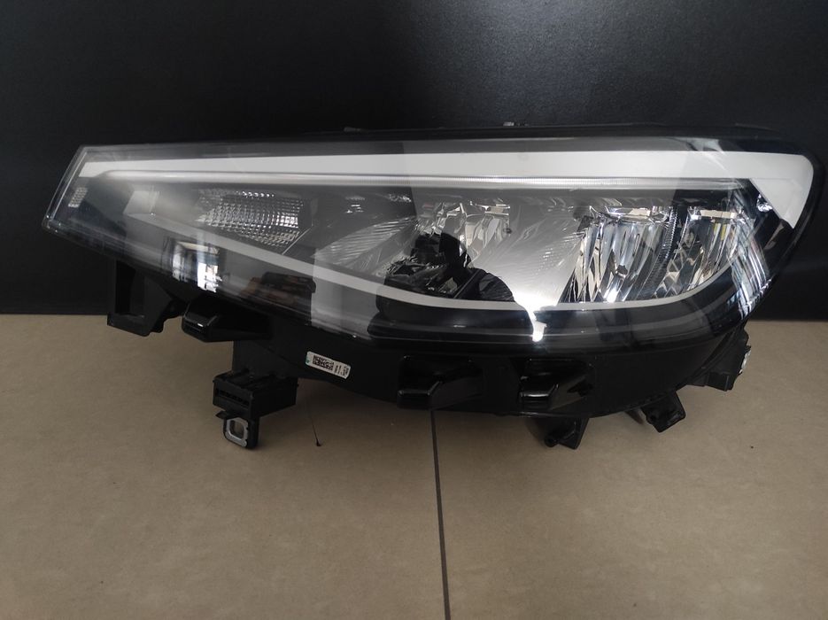 Фара  ліва  Volkswagen ID.4 2021 2022 2023 2024 2025 full led лед