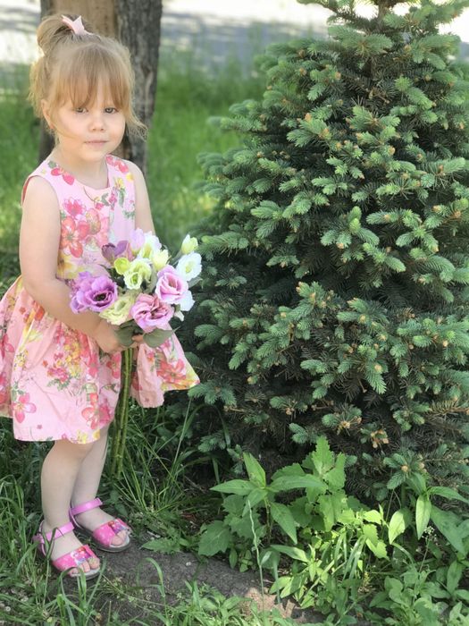 Платье на девочку