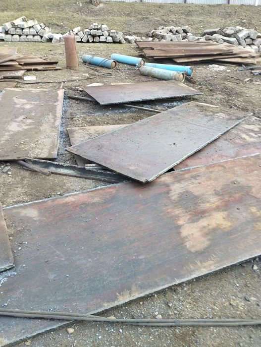 Продам лист 20 мм товщина,