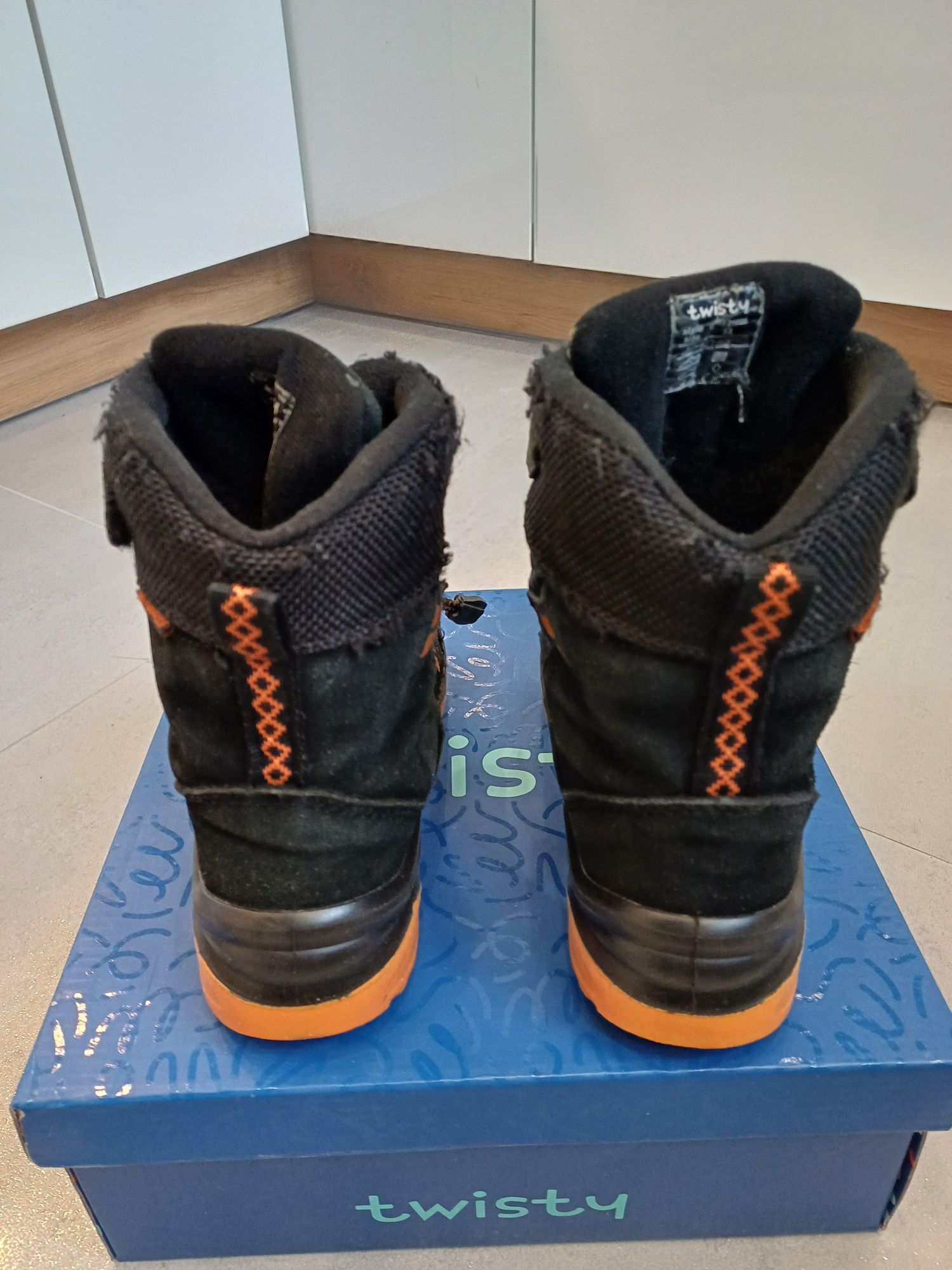 Kozaki chłopięce CCC, buty zimowe 36