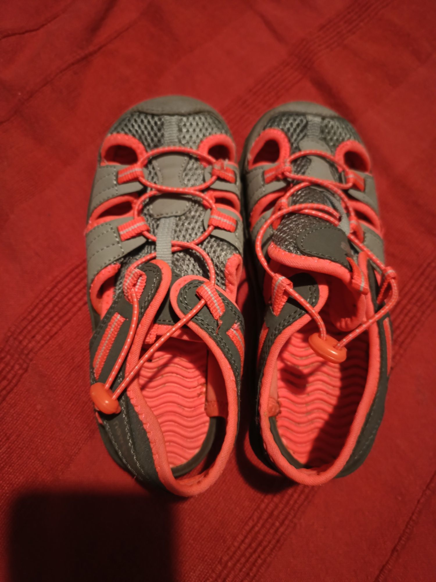 Sandałki dziecięce new balance 33