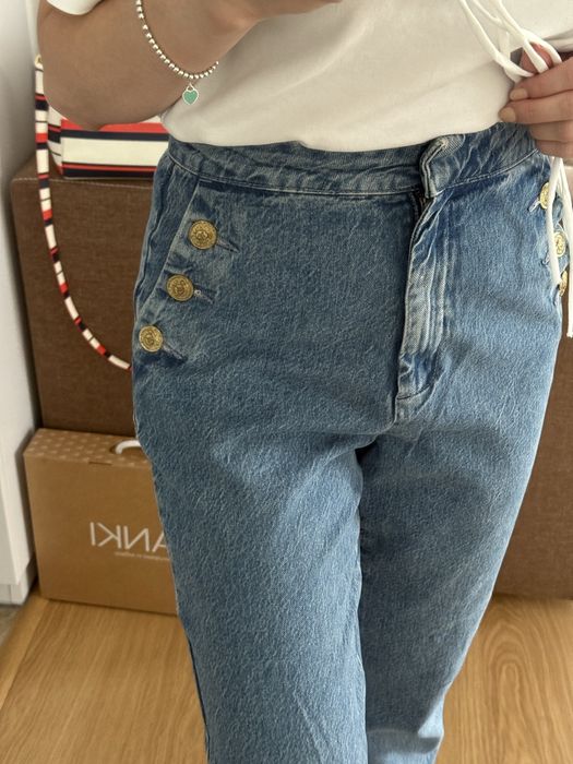 Джинси zara, прямого крою.