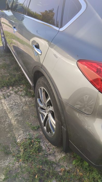 Продам Infiniti QX50