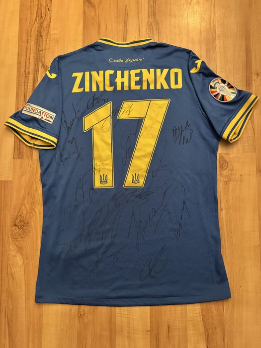 Футболка Зінченка Євро-2024 з автографами збірної України