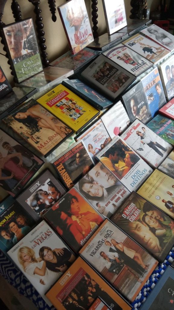 Vários titulos filmes originais DVD,cerca de 100