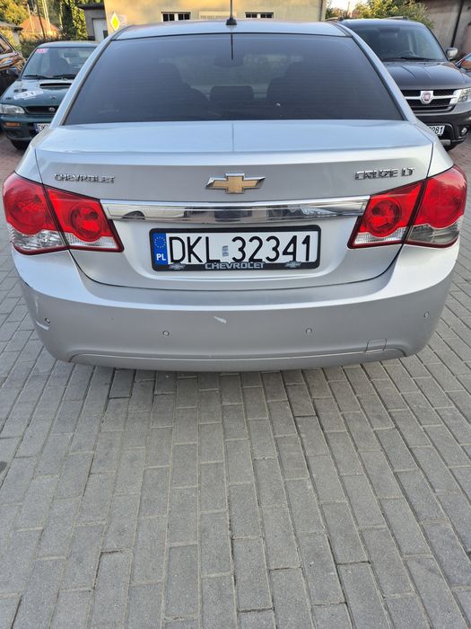 Chevrolet Cruze  2.0