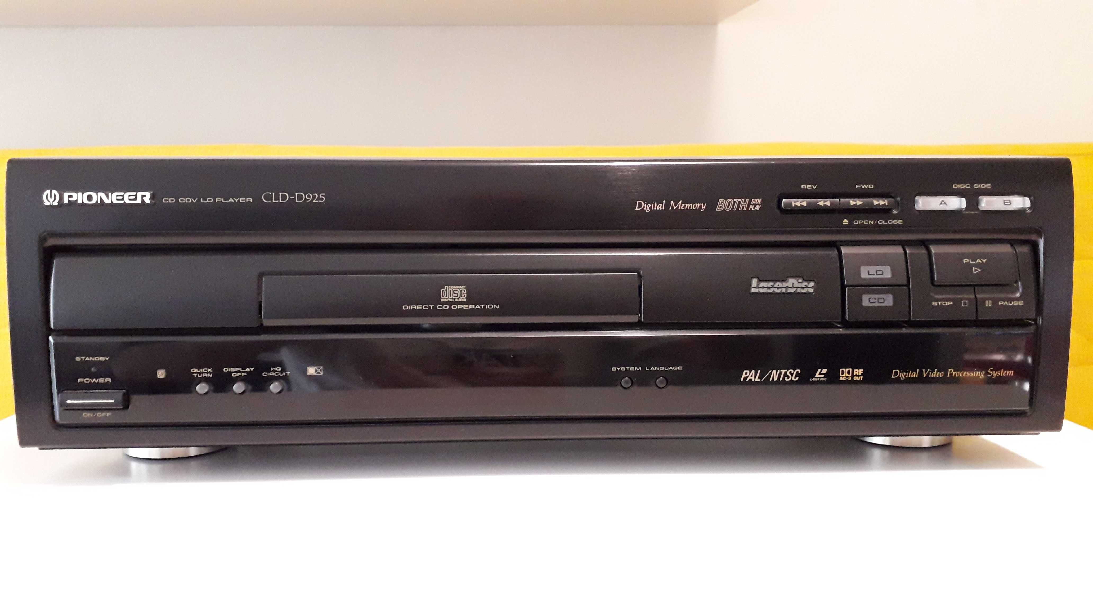 Player PIONEER CLD-D925 Laser Disc, stan idealny, pilot, rarytas