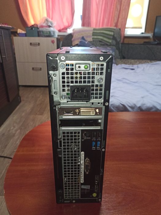 Dell 3040 i5 6500/8gb/r7570