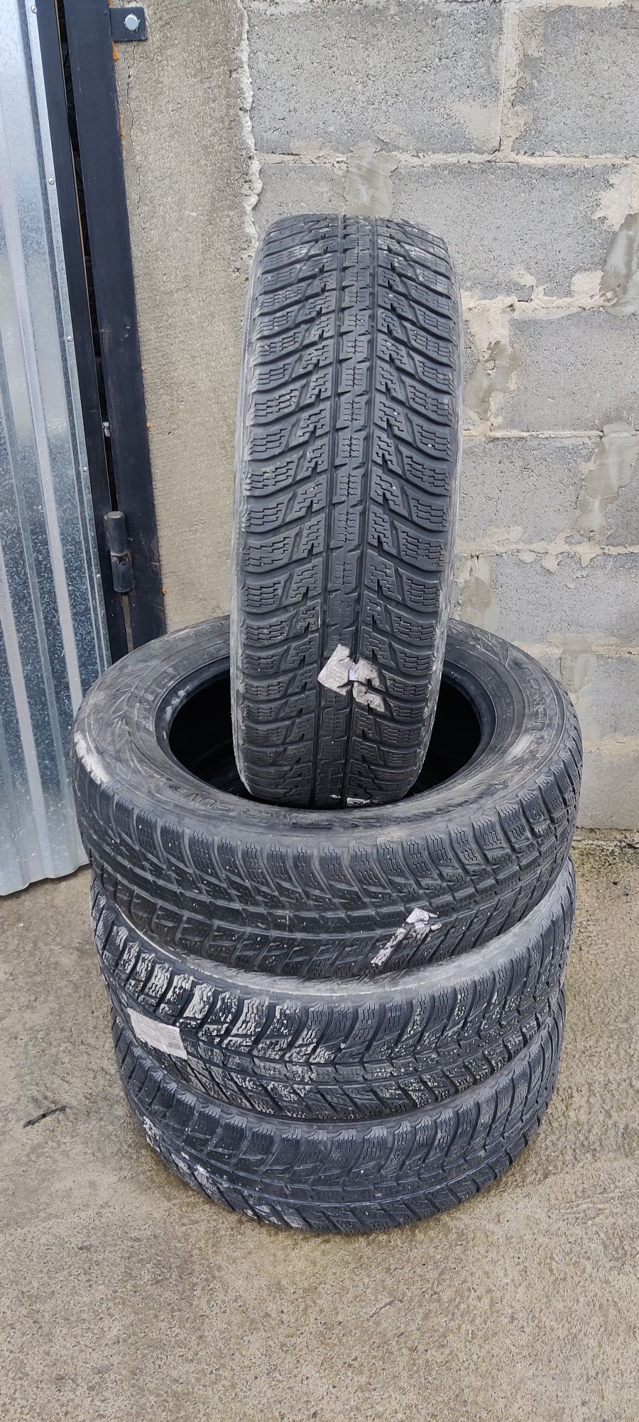215/65 R17 Nokian WR SUV3