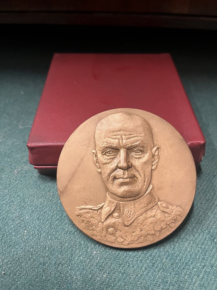 Wojskowy Medal generał Zygmunt Berling