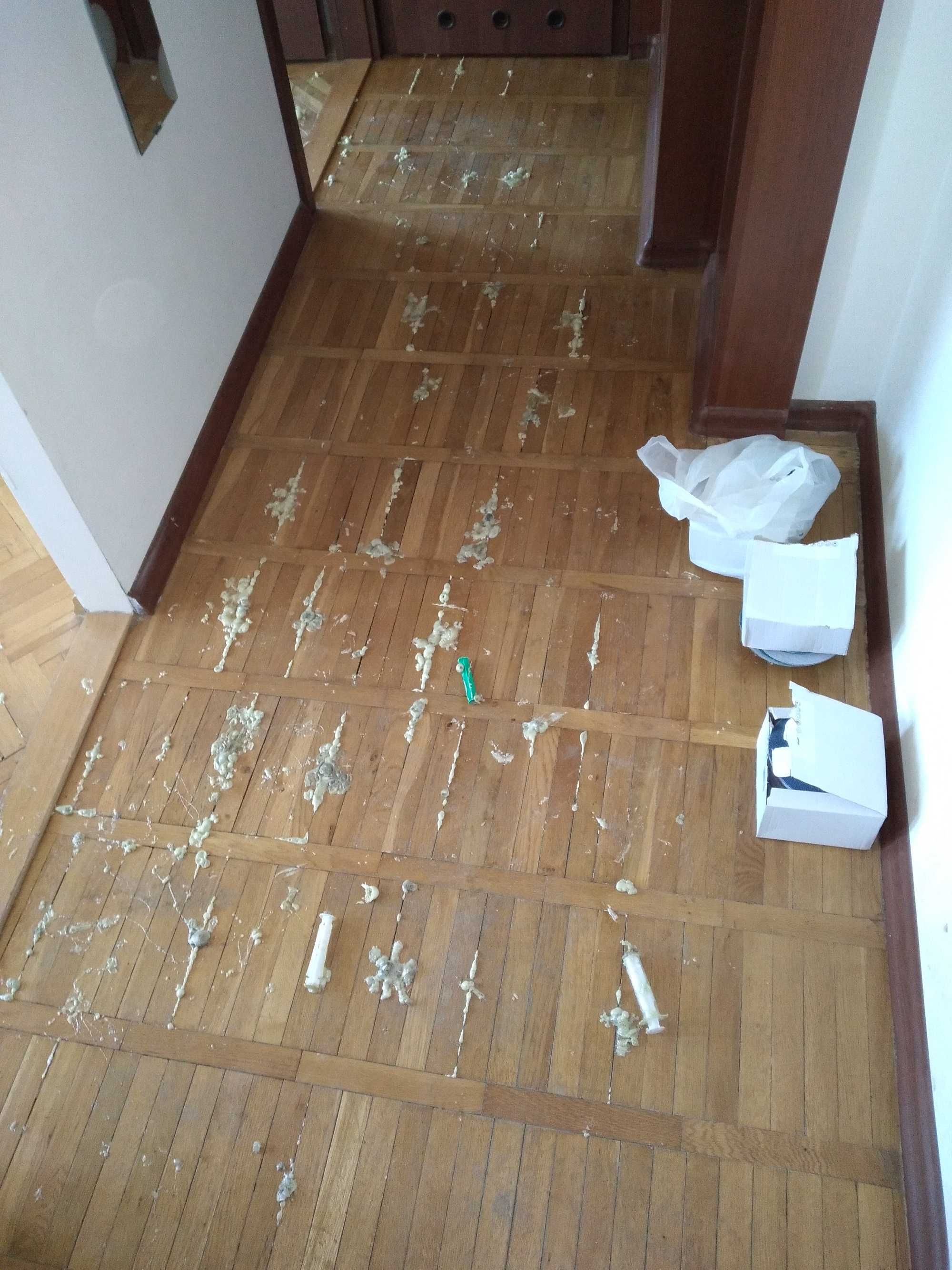 Cyklinowanie, szpachlowanie i lakierowanie starych podłóg drewnianych