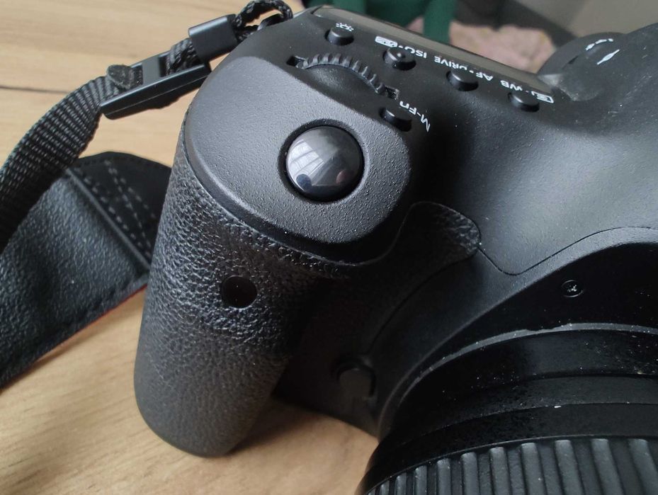 Lustrzanka Canon EOS 5D mark III, stan ideał