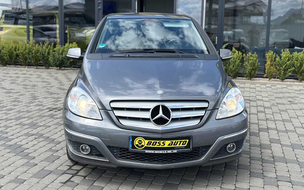 Mercedes-Benz B 180 2010