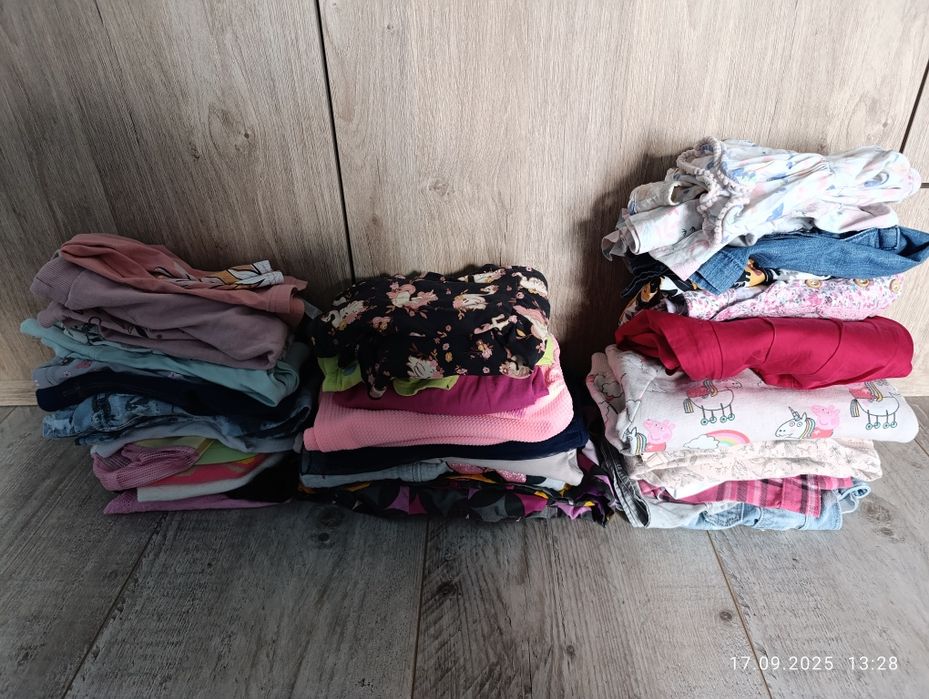 Tanio paka ok 35szt dla dziewczynki