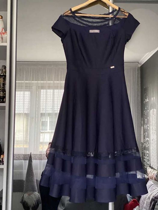 Стильне елегантне плаття