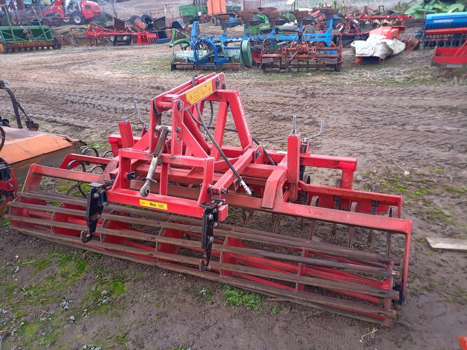 Brona aktywna Agregat uprawowo siewnym  przedsiewny