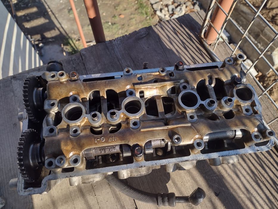 Głowica kawasaki zx6r 98-02 r. Kpl