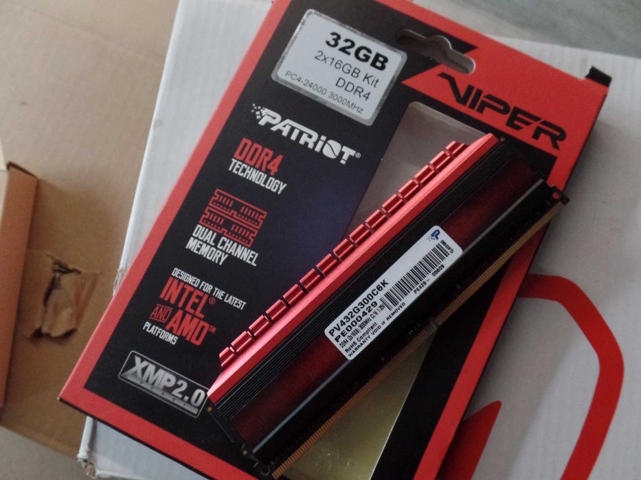 Pamięci ram Patriot Viper 4 DDR4 32GB (2x16GB) z radiatorem, 3000 Mhz