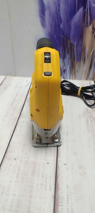 Лобзик электрический KOLNER KJS 750V (1000 Вт, 2900 ход/мин)