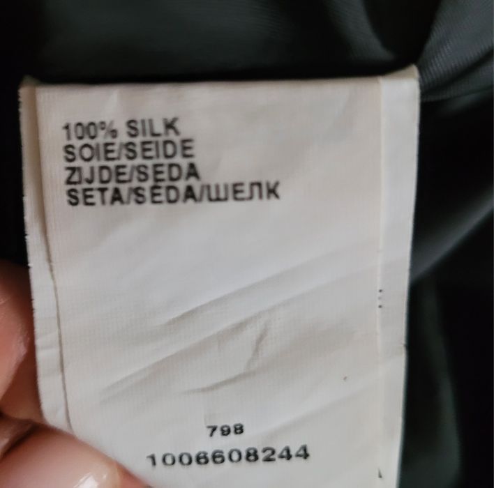 Czarna sukienka z jedwabnej koronki rozmiar 36.