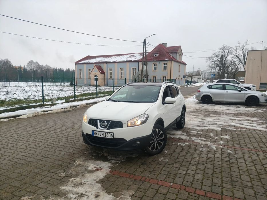 Nissan Qashqai 1,5 DIESEL NaviDotyk/Klimatro/Kmera360/Alu/Komp/Panorama SUPER
