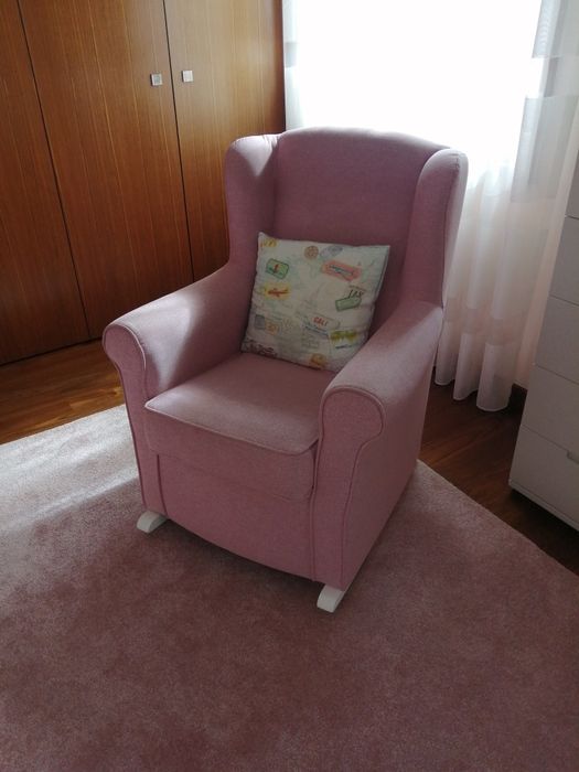 Cadeirão de baloiço para quarto criança