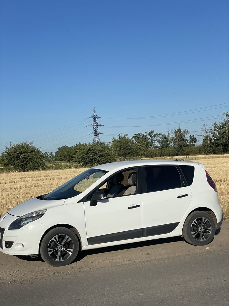 Renault megane scenik реномеган сценік