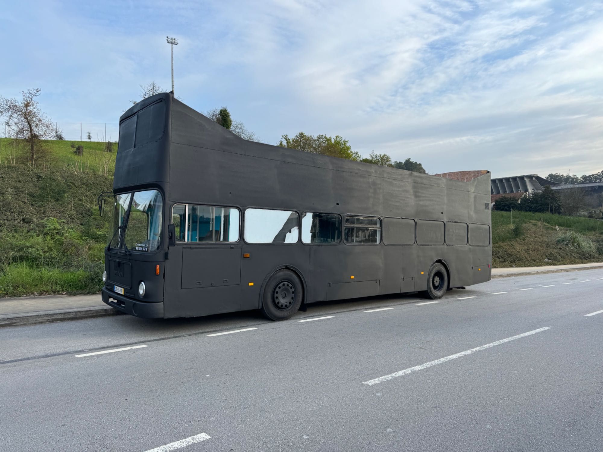 Autocarro descapotável