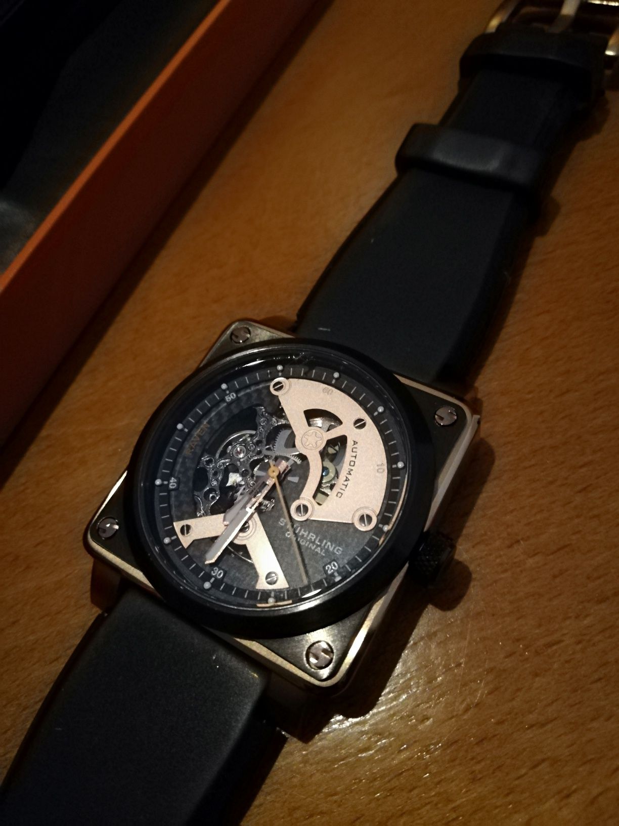Relógio stuhrling automático movimento e de corda