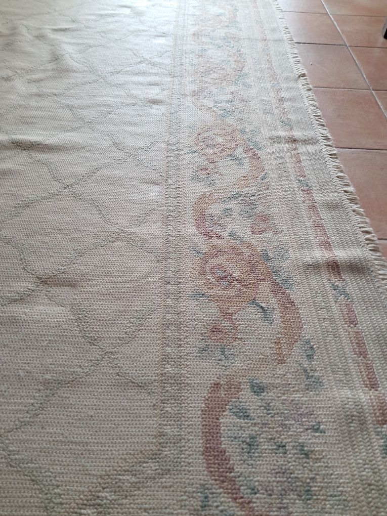 Tapete Arraiolos grande