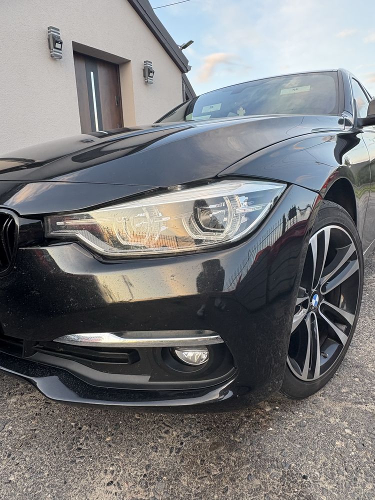 Sprzedam BMW 330i 2017 r.