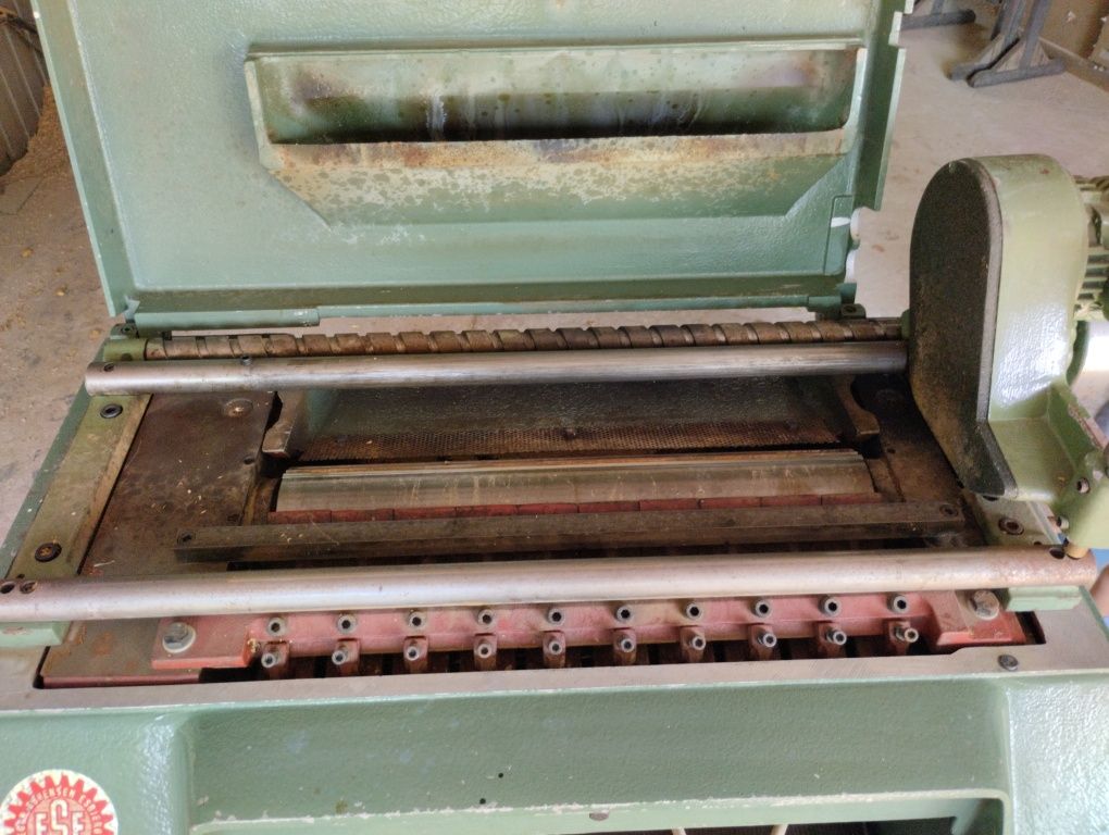 Grubościówka SCM S50 + ostrzałka