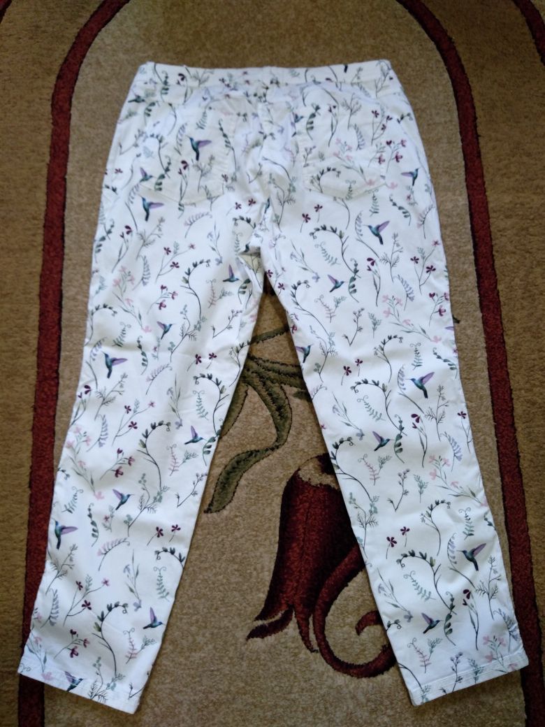Letnie spodnie typu cygaretki, r.44-46, Cecil