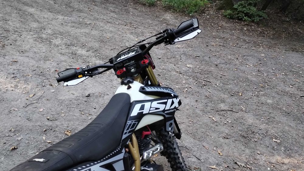 X moto Asix xb88