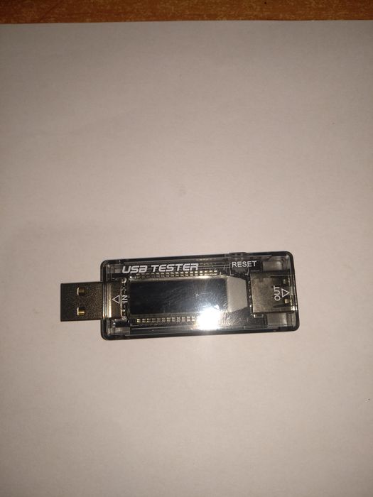 USB тестер для измерения параметров батарей