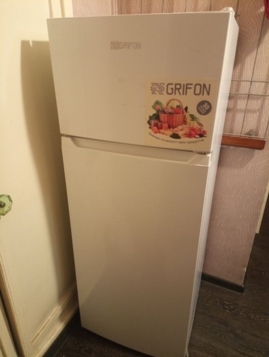 Холодильник середній б/у