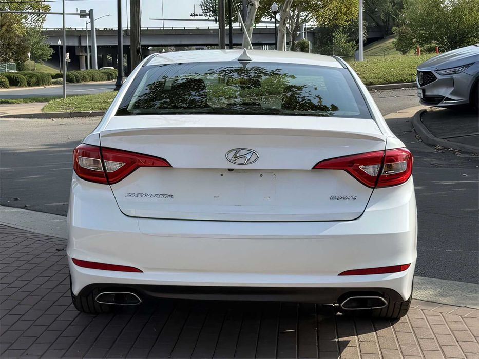 Hyundai Sonata      2016