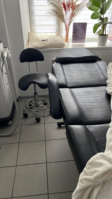 Кушетка косметологическая