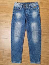 Spodnie jeansowe r. 134
