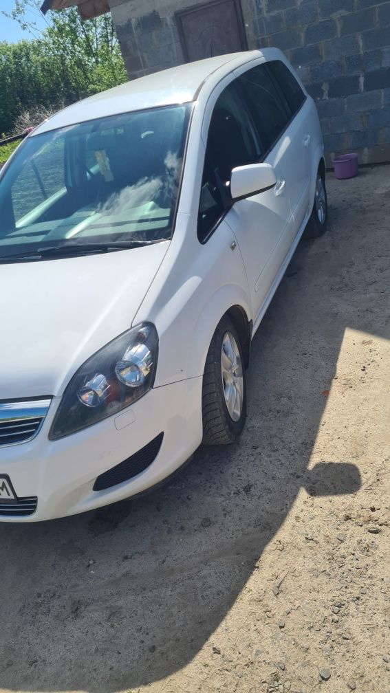 Продам або обміняю Opel zafira