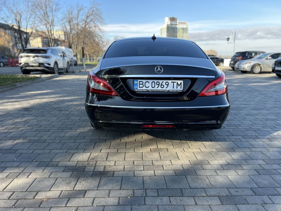 Mercedes-Benz CLS-Class целый не мотанный