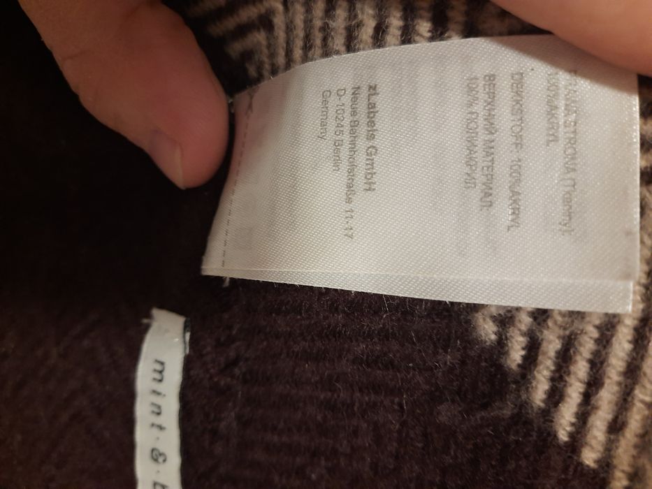 Ciepły damski szal Mint & Berry