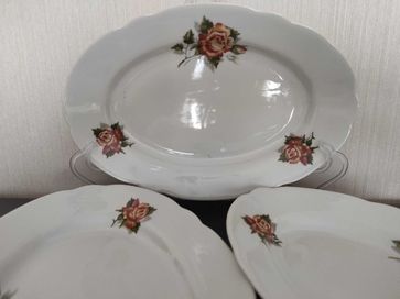 Półmiski, stara porcelana Ćmielów