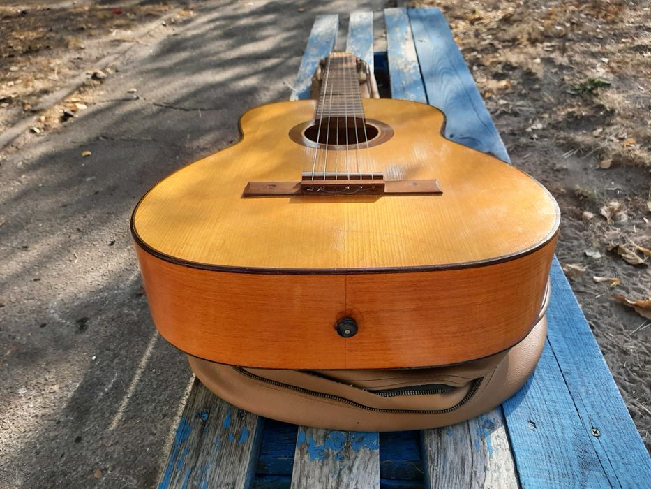 Класическая гитара Кремона Чехословакия