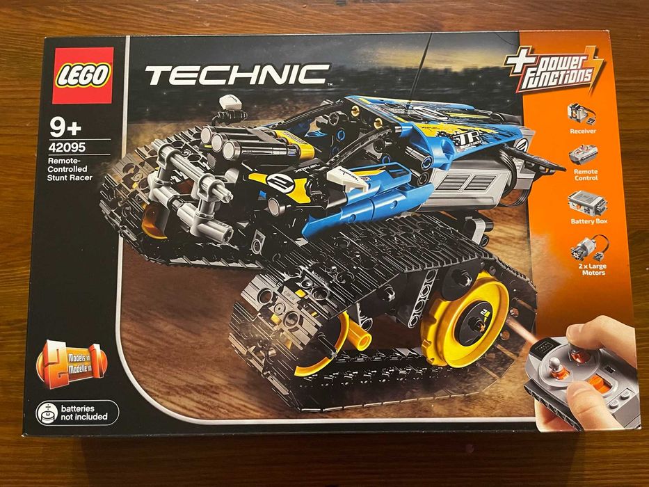 LEGO Technic 42095 Sterowana Wyścigówka Kaskaderska