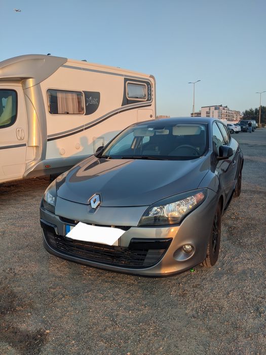 Renault Mégane III 1.5 DCI 90cv (2012) – 140.000 km, económico e fiáve